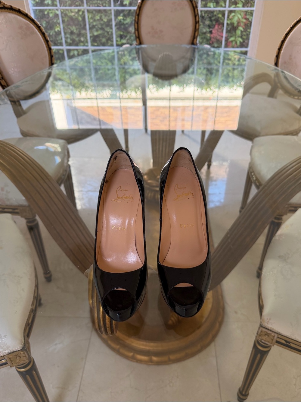 Louboutin lady Z peep toe pump size 35.5